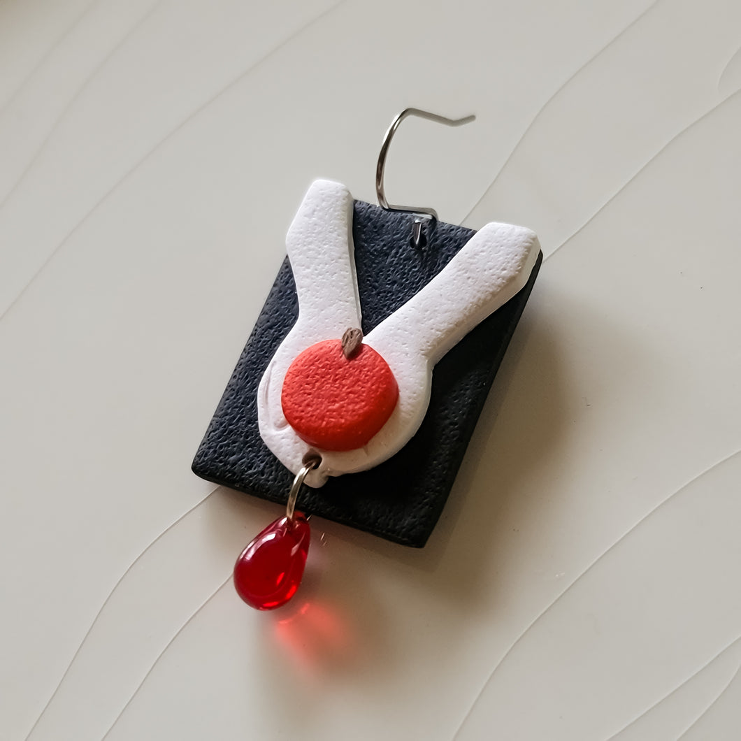 vampire romance dangles