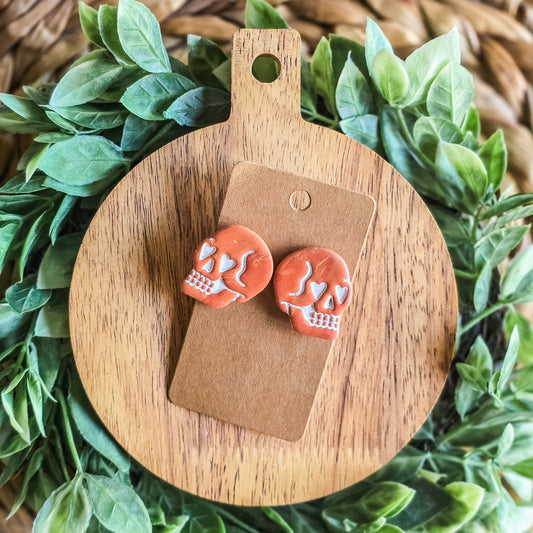 heart eyes skull studs